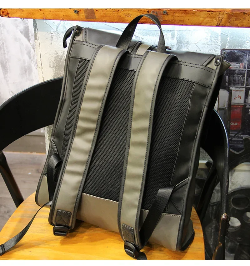 Men's Backpack with Large Capacity for Travel and Outdoor Activities