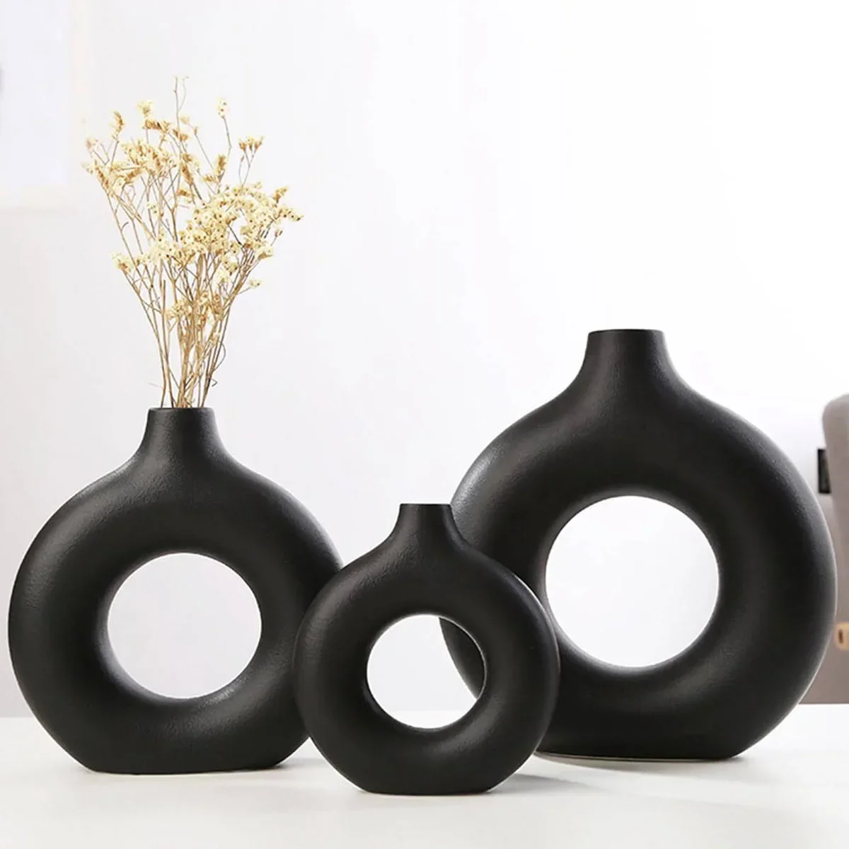 1PC-Elegant Ceramic Frosted Circular Donut Vase Modern Minimalist Decor