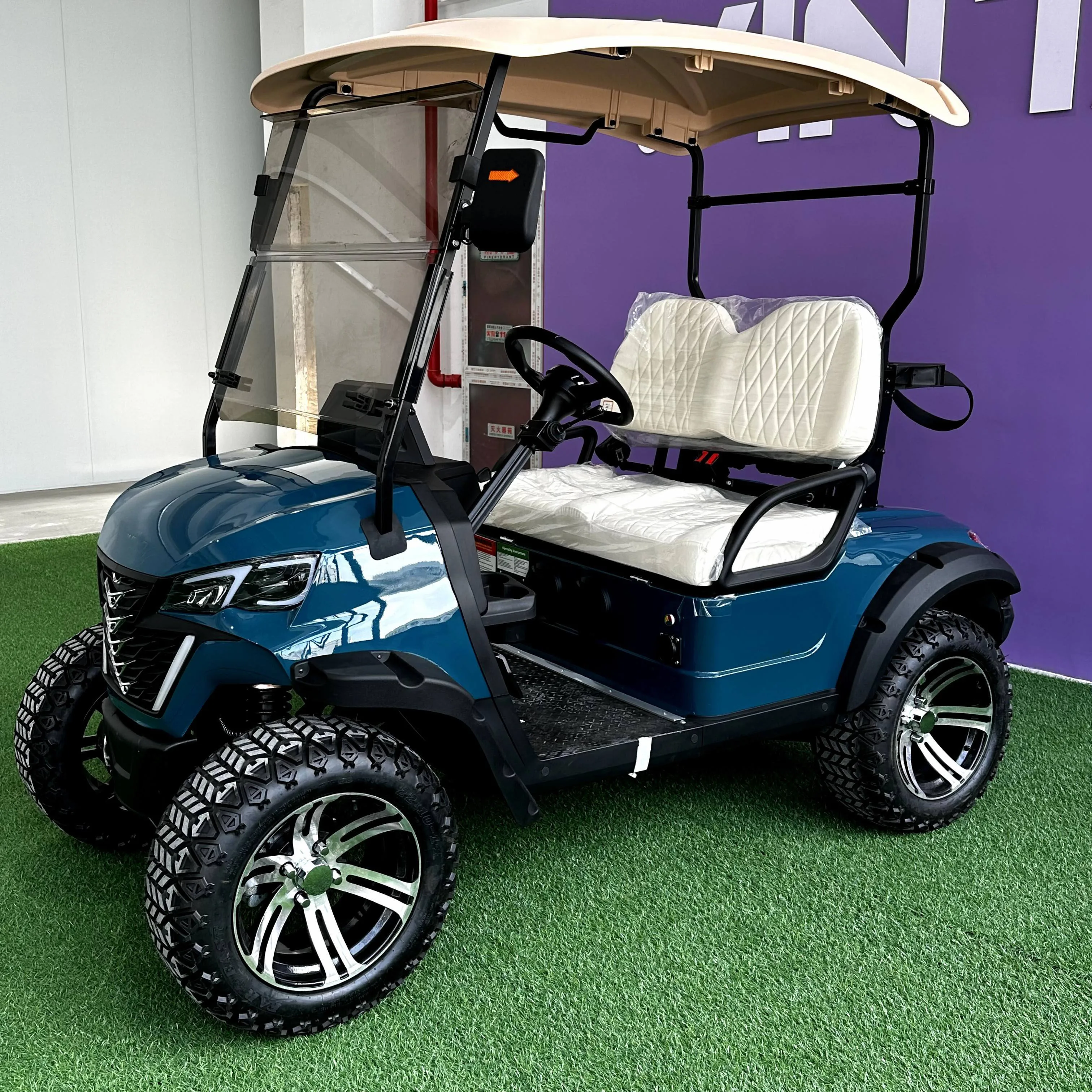 Chinese Factory Luxury Design Lifted 4 Seater Golf Carts 7500W 72V Lithium Battery Golf Car Utility Hunting Electric Golf Cart