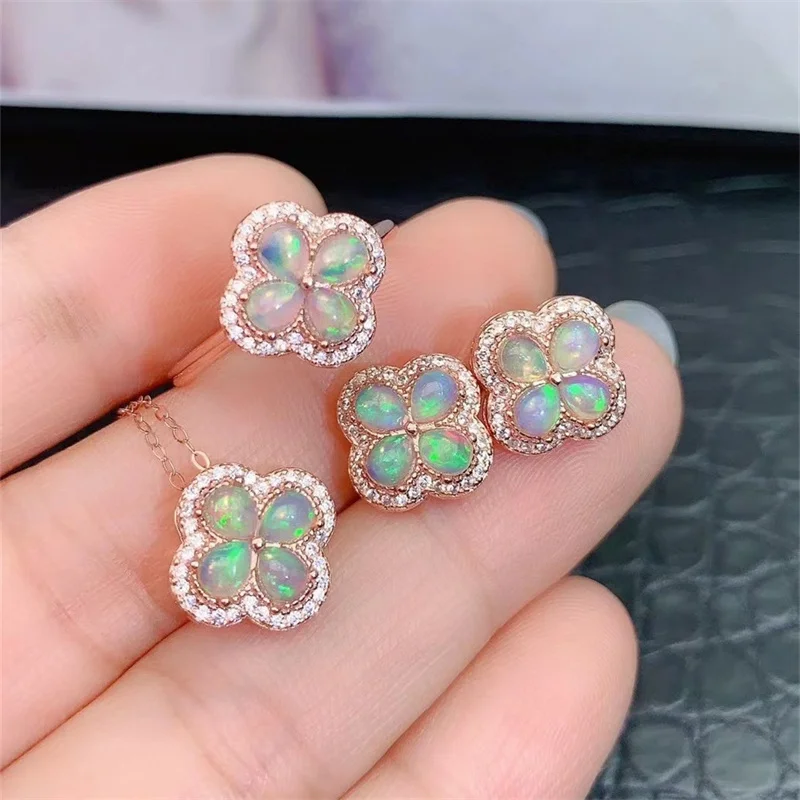 

Комплект из колье и серёг, из серебра 925 пробы, с натуральным опалом