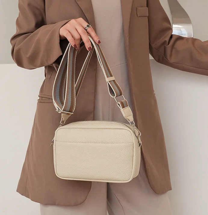 

A2111 Hot Men and Women Leather Medium Large Handbag Shoulder Bags Large Capacity Ladies Single Shoulder Bag Crossbody Bag