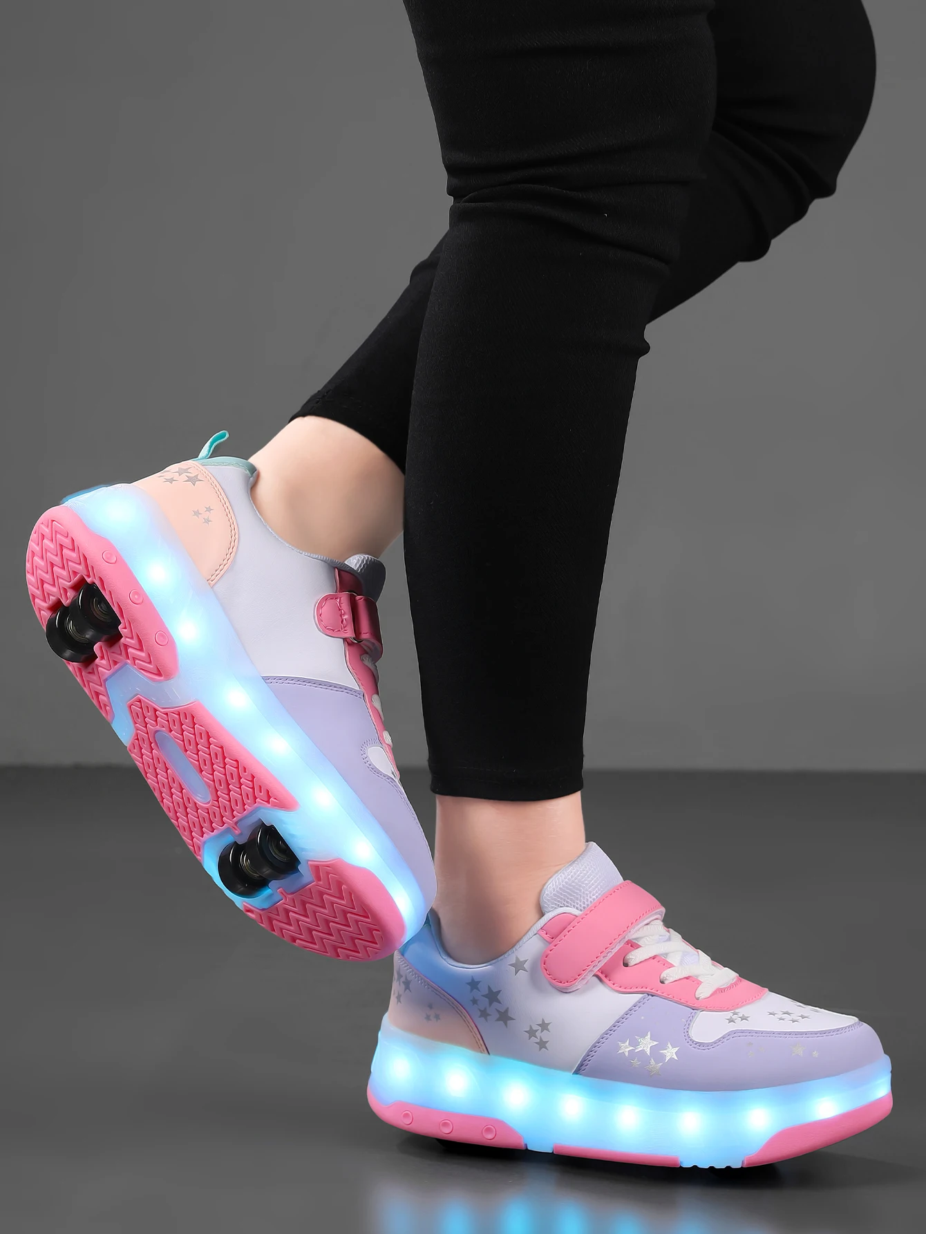 Upgraded fashionable children's and teenagers' walking shoes enhance stability, detachable dual-use sports