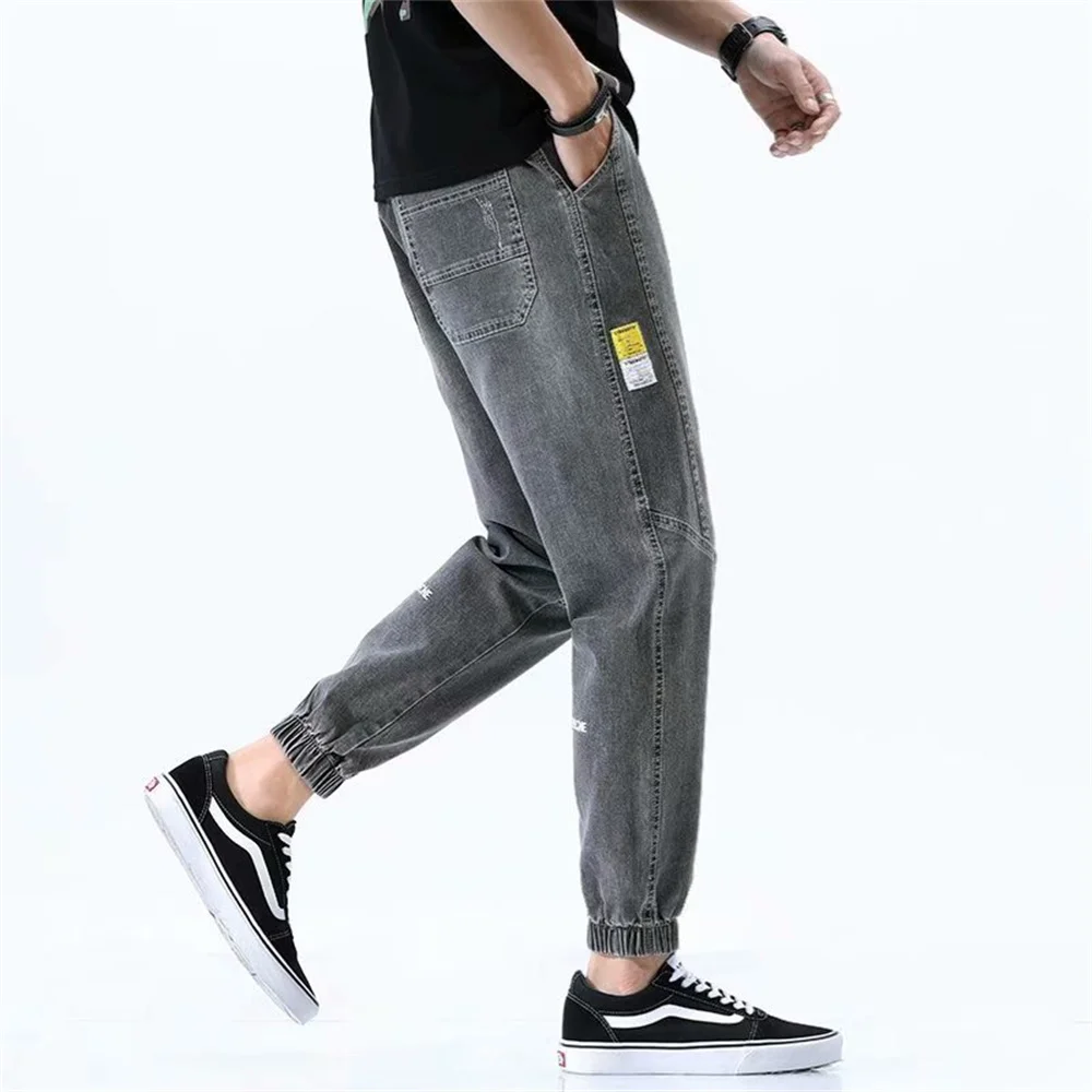 Buy Men's Black Baggy Fit Jeans Online | SNITCH