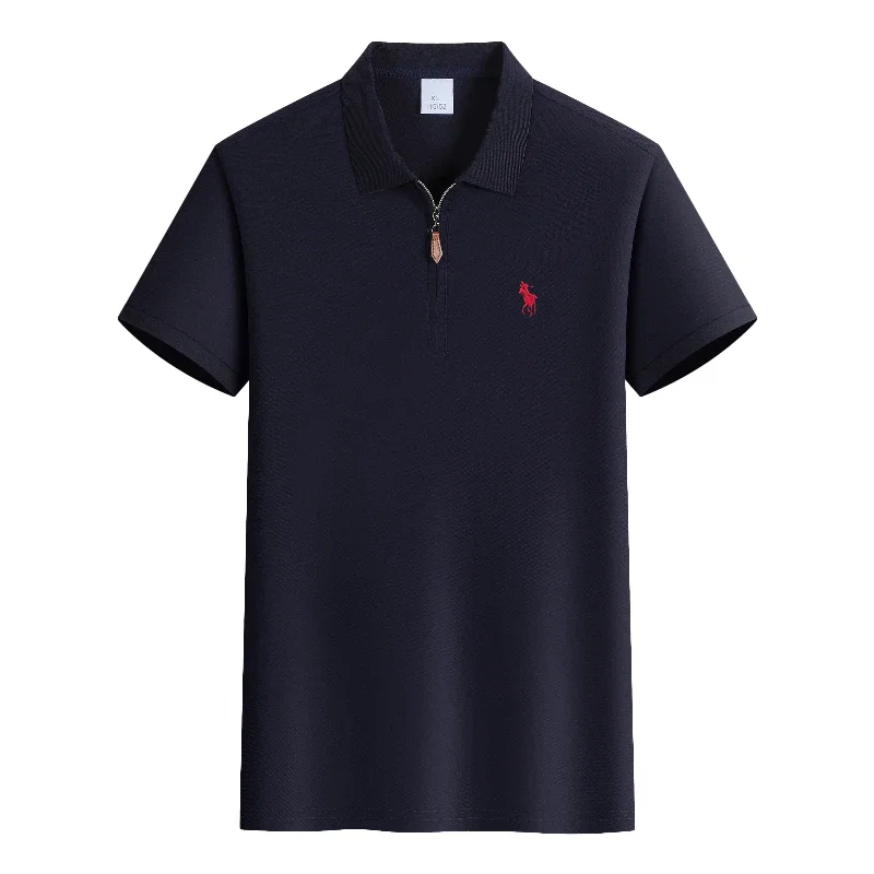 Polo ricamata di lusso a maniche corte da uomo, con mezza zip, top estivo comodo e traspirante, tinta unita, casual - immagine 2