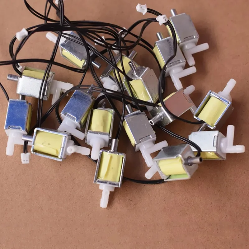 Slide image 09ab3b4ff25640ab9703e4b3d1368d57