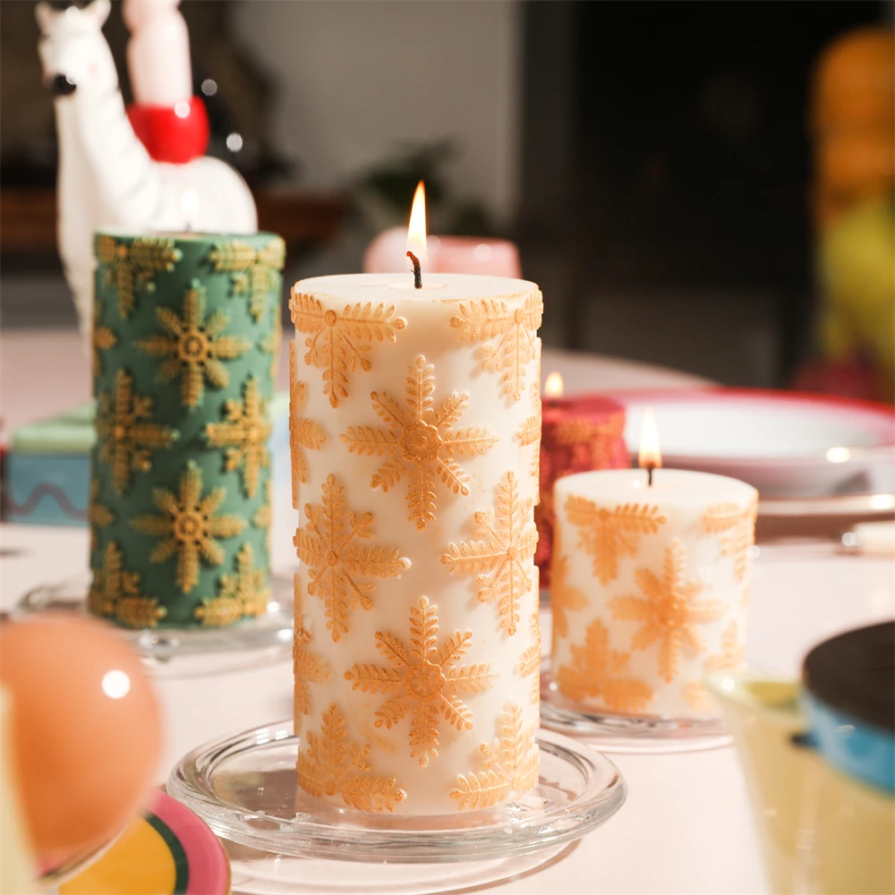 

Boowan Nicole Cylinder Candle Silicone Mold With Snowflake Pattern Handmade Scented Candle Making Suitable for Christmas Decor