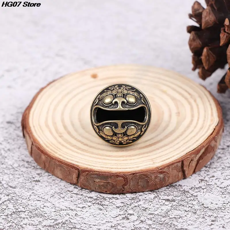 1PC Lucky Brass Handicraft Die Casting Drop Bell Key Car Button Wind Bell Sect Bronze Creative Gift Fengshui Home Pendant Vintage Jingle Bells Wind Bell Pendant
