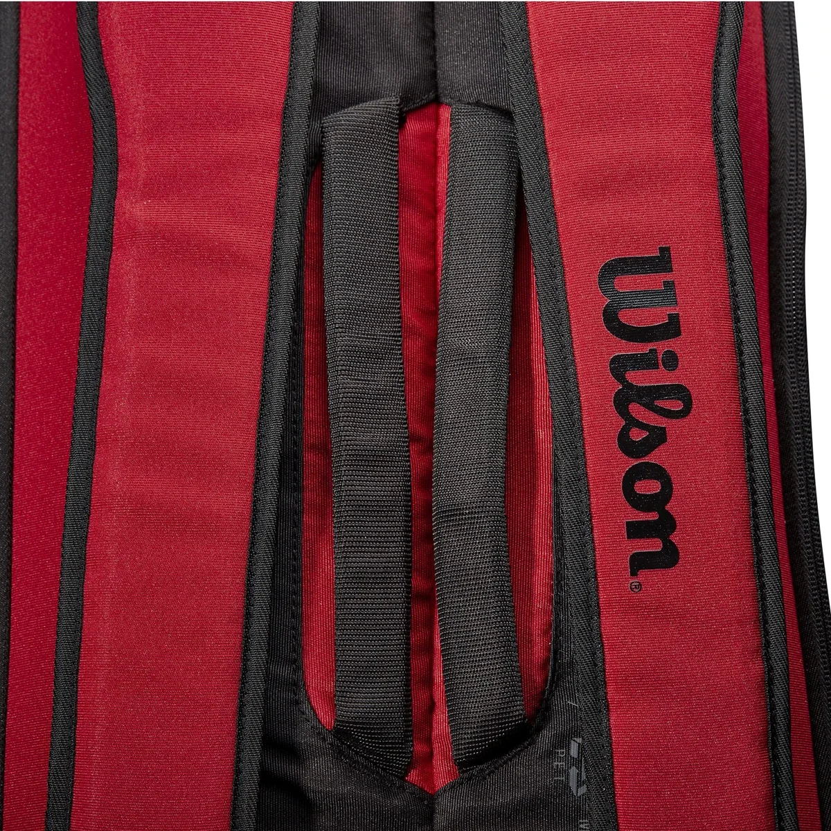 Wilson Embossed Logo Clash V2 Super Tour Tennis Bag For 6 Rackets PET Shell Racquet Backpack with Thermoguard Compartment Red