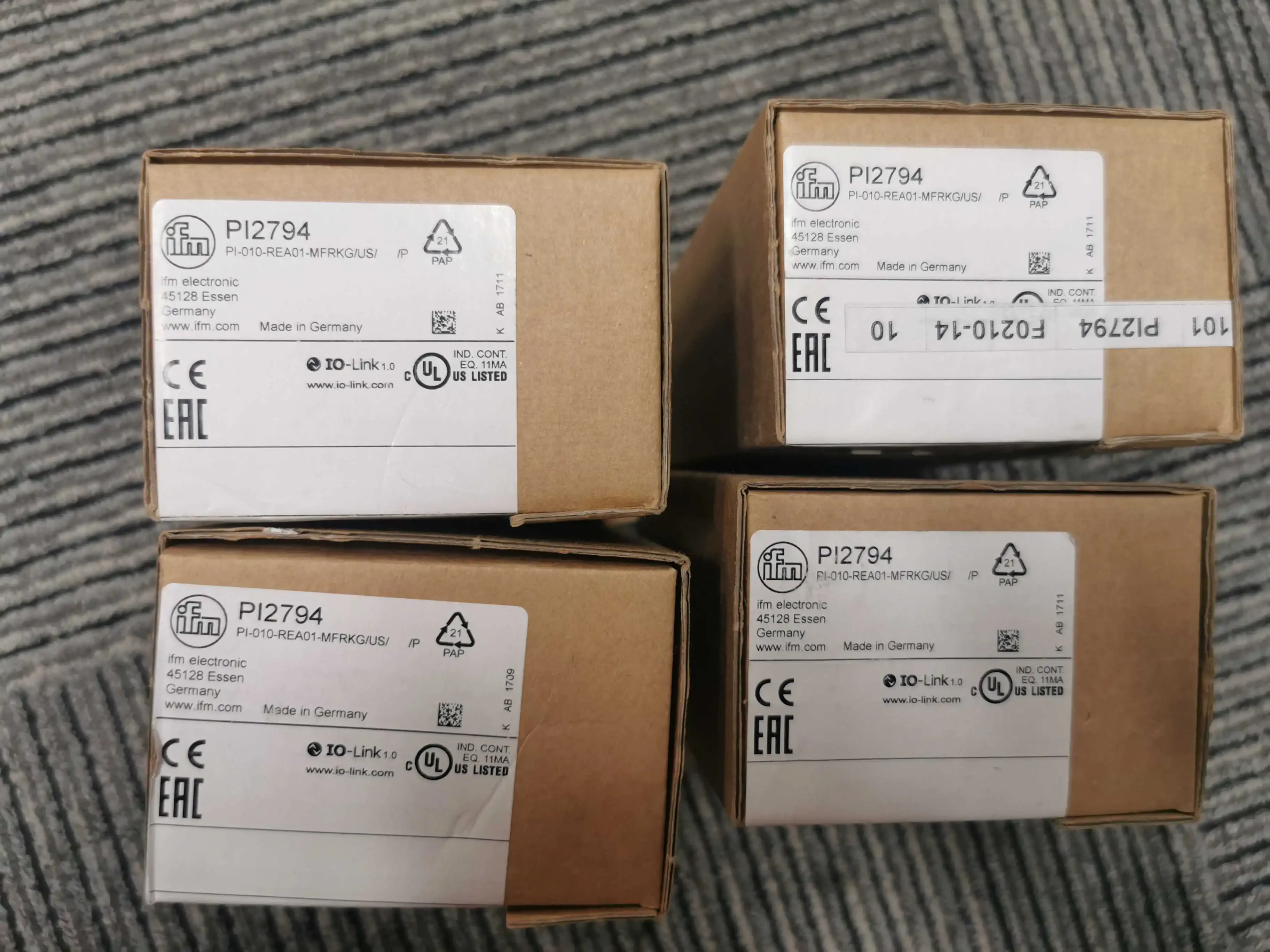 

IFM PI2794 100% new and original