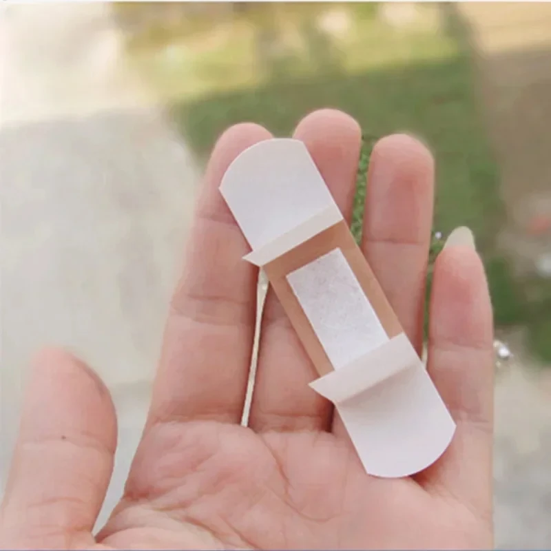 50pcs/set PE Band Aid Waterproof Breathable Wound Plaster First Aid Strips Dressing Patch Adhesive Bandages 72*19mm Woundplast medical bandaids