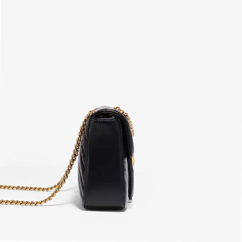 Women's Bag 2024 New Niche Design High-end Texture Chain Water Ripple Love One-shoulder Diagonal Small Square Bag
