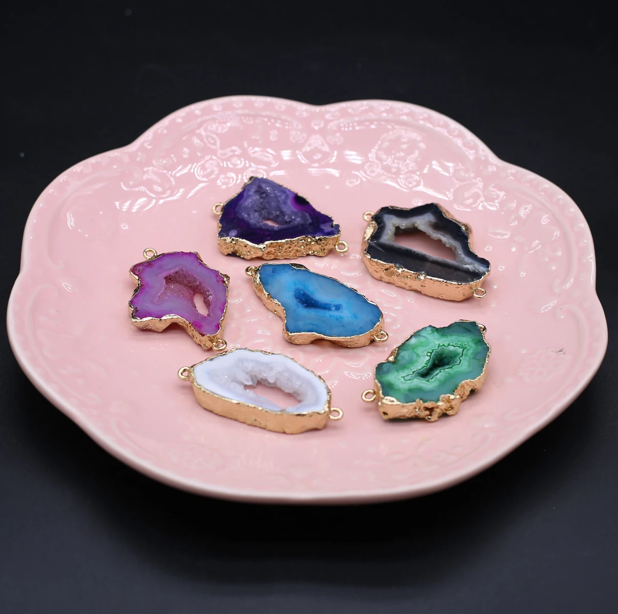

yachu Natural Agates Crystal Bud Stone Gold Plated Irregular Connector Making DIY Jewelry Hanging Accessories Gift Decor 32x40mm