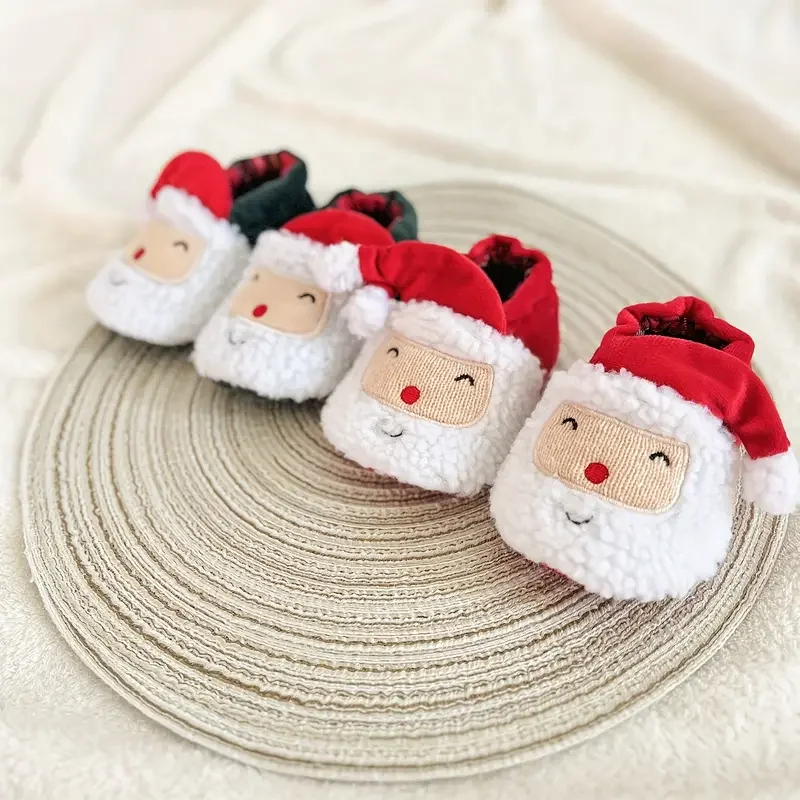 Cute Newborn Boots Santa Claus Foot Socks Baby Christmas Boots Santa Claus Design Winter Warm Slippers Non Slip Shoes 0-18M