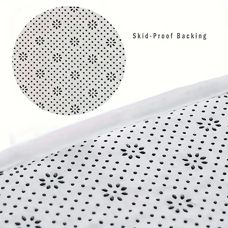 Thick Curved Bathroom Mat 2