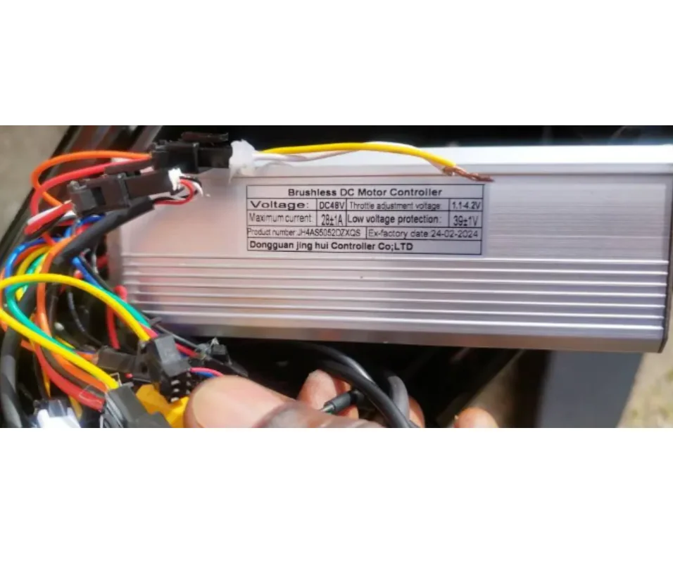 

JH4AS5052DZXQS DC48V 28A Motor Controller Model Electric Bicycle Accessories