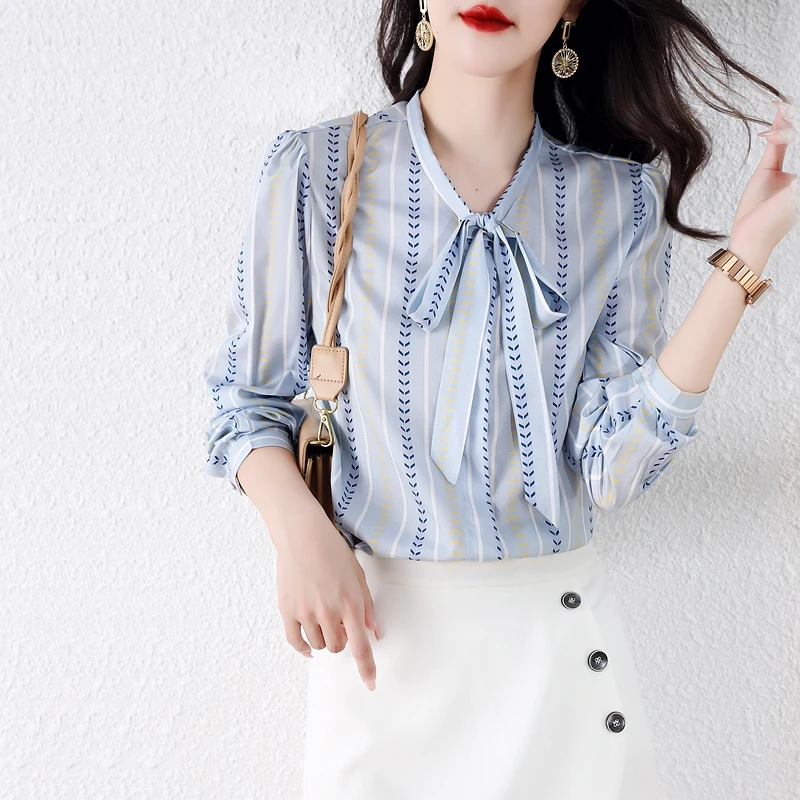 

Spring Women Long Sleeve V-Neck Collar Striped Chiffon Blouse Women Tops Women Blusas Mujer De Moda 2022 Blouses Femme B043