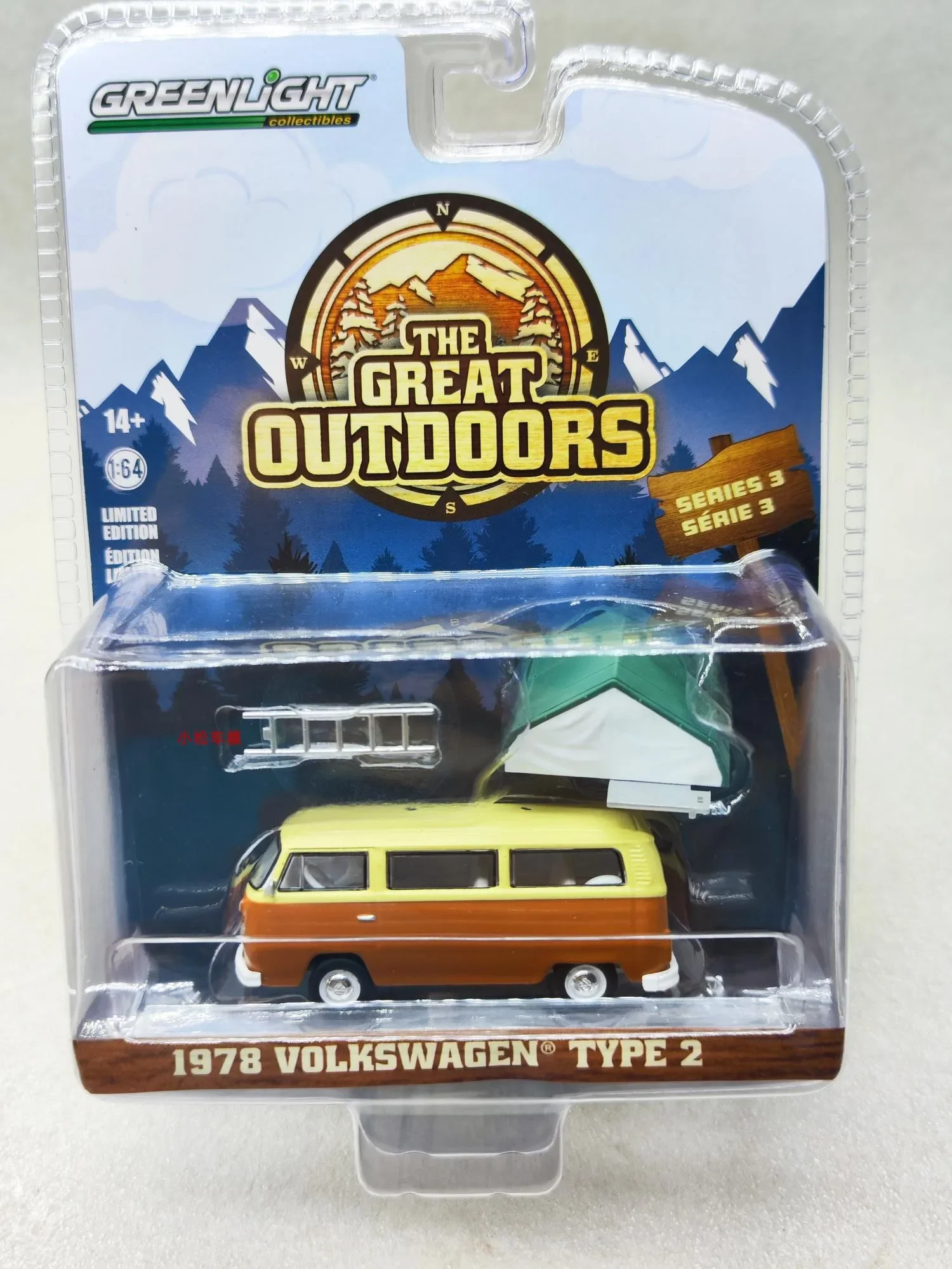 1: 64 1978 Volkswagen T2 Van - Camp'Otel Car Top Sleeper Tenda/Panama Brown Alloy Car Model Collection Ornamenti Regalo