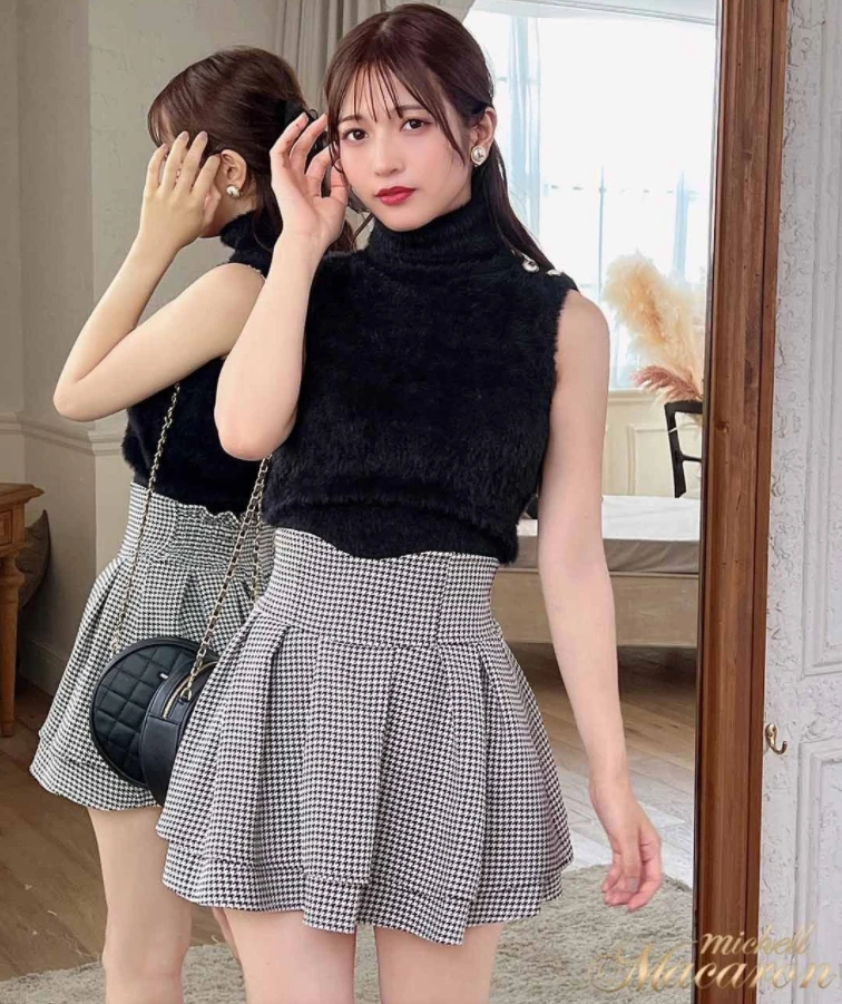 Japanese Style Mini Skirt for Women's Mine Mass-Produced