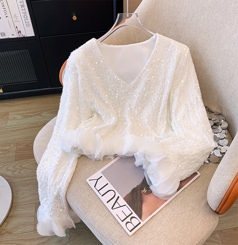 

Женский весенний топ с длинными рукавами и V-образным вырезом