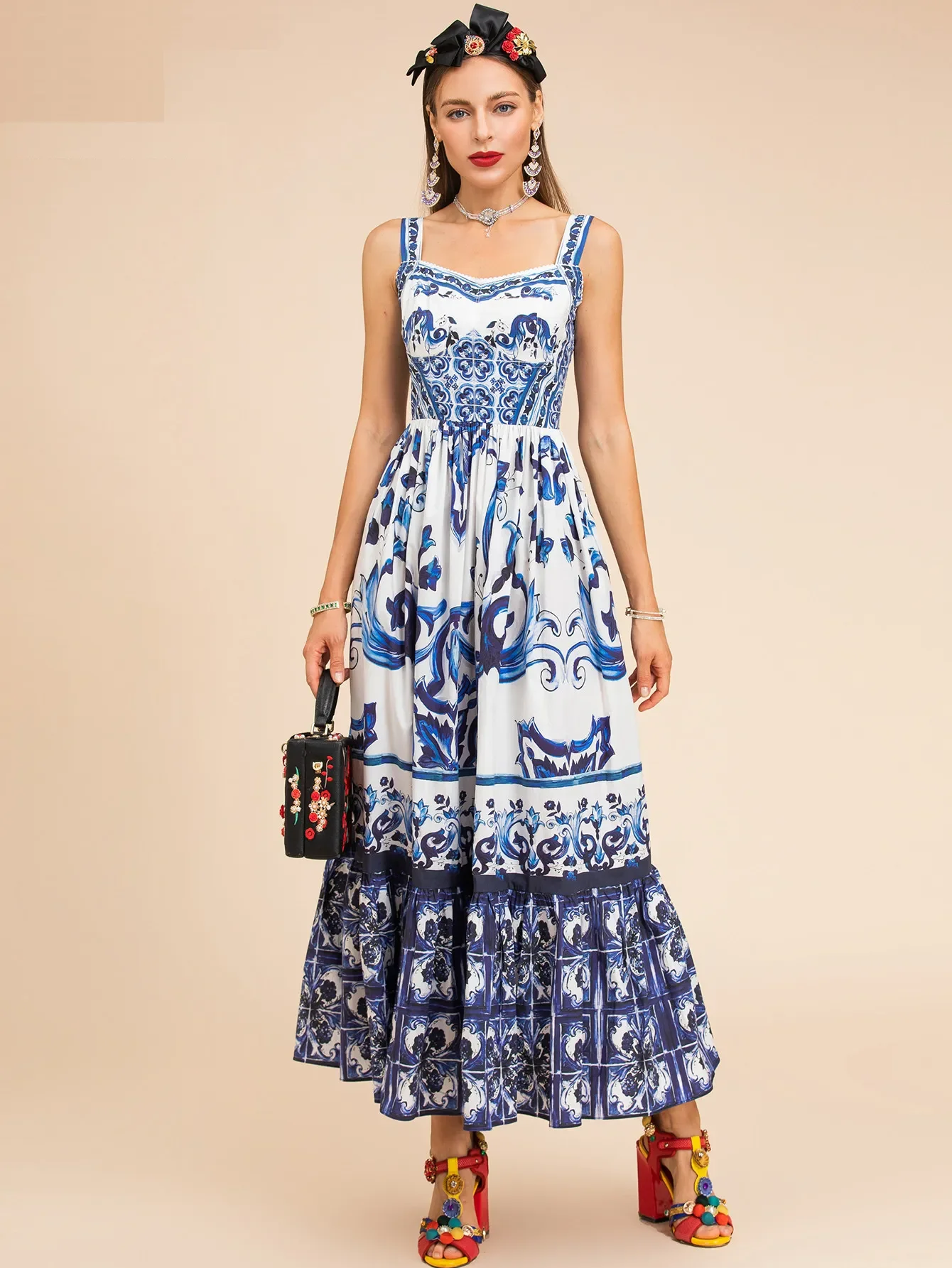 

Fashion Runway Summer Cotton Women's Spaghetti Strap Blue And White Porcelain Printing Vacation Long Dress