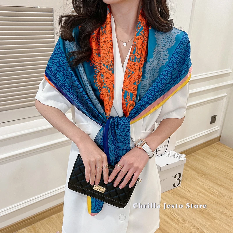 Рисунок 5 - Женский мягкий квадратный шарф из искусственного шелка