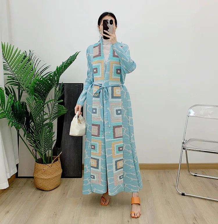 Miyake Pleated Turndown Collar Vintage Printed Long Sleeve Dress Women 2024 New Original Designer Abaya Fashion Classical Coats