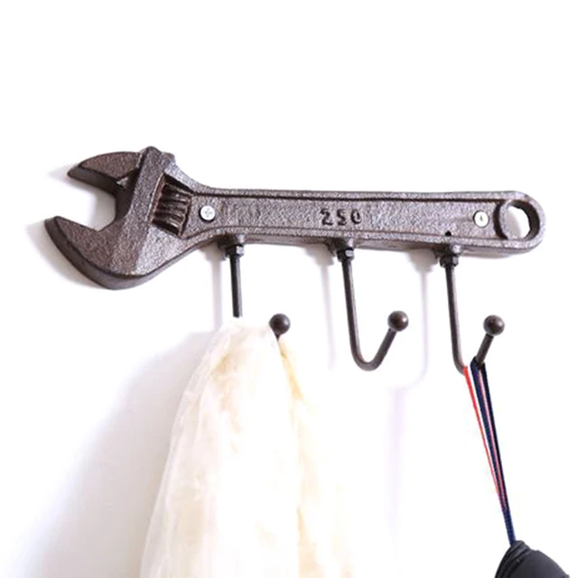 Vintage Hook Rack Retro Öntöttvas Falhorog Fém Fogas Csavarkocsi Stílusú Falra Szerelt Kulccsal 2023