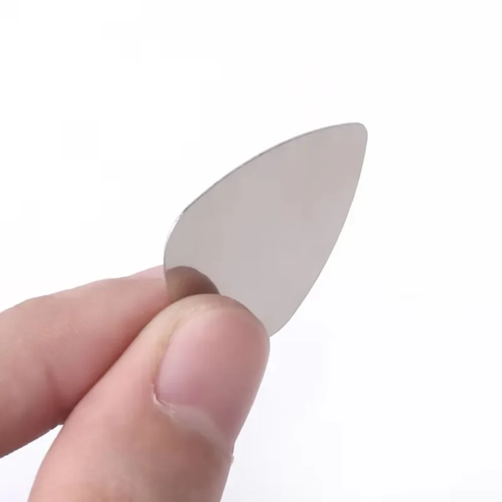 10pcs/pack Guitar Picks Plectrum 0.3mm Stainless Steel Metal Electric Guitar Bass Picks Plectrum Parts & Accessories