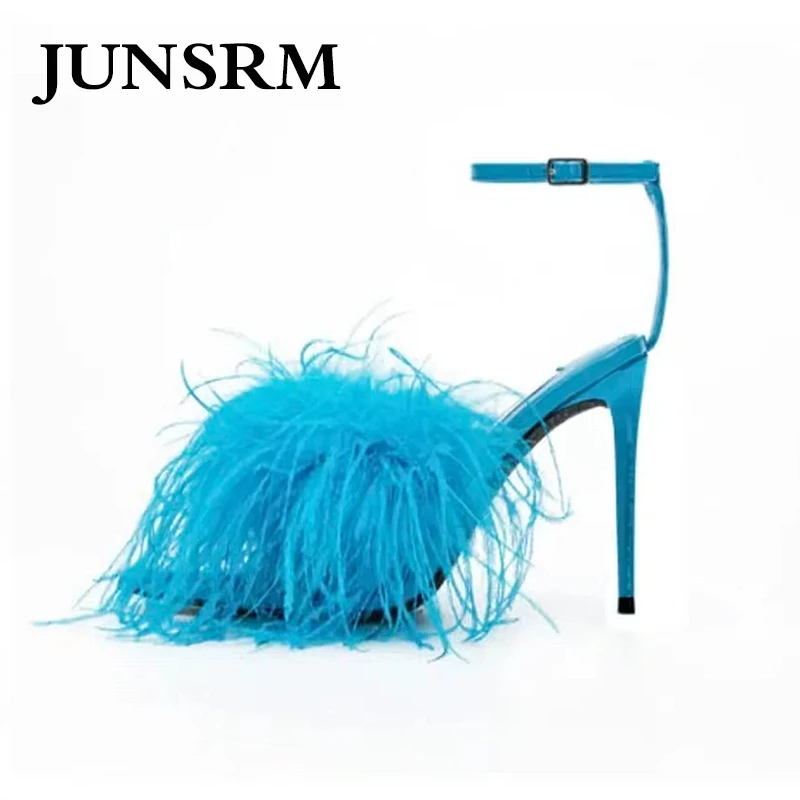 

Sexy Feather Elegant High Heels Summer New Pointed Toe Banquet Runway Sandals 2023 Ankle Buckle Open Toe Tassel Stiletto Shoes