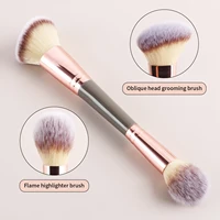 Pinceau de maquillage double embout, pinceau de mélange rond + pinceau à blush angulaire, outil de maquillage à poils doux 4