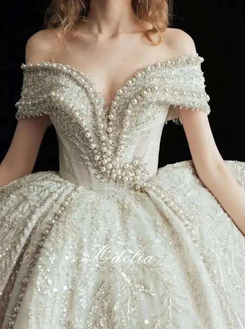 Рисунок 5 - Винтажное роскошное свадебное платье со шлейфом