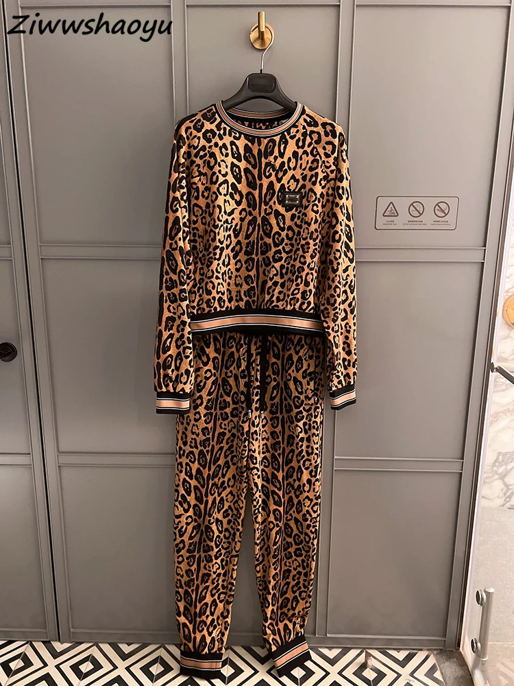 

High Quality Spring Women Fashion Runway Designer Leopard Printed Lantern Sleeve Pullovers Hoodies + Bloomers Long Pants Suits