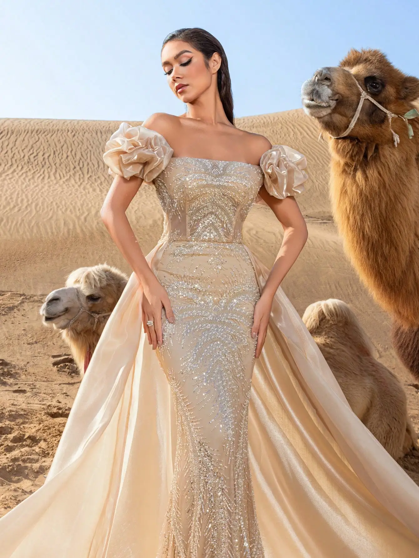 هوت بريق رائع قبالة الكتف الدانتيل متابعة الظهر قط...