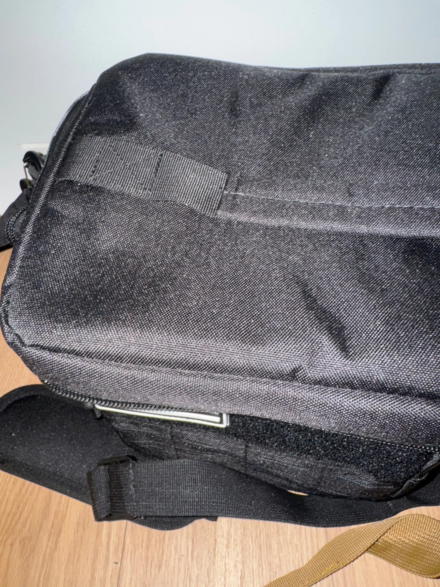 Boîte Repas Isotherme Tactique Militaire Homme 13L (Kaki)