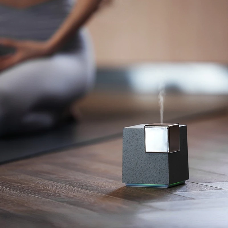 

Аппарат для ароматерапии с беспроводной зарядкой и Bluetooth