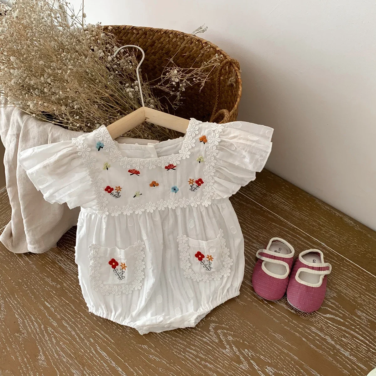 Korean Style Baby Girl Summer Outfit Embroidered Romper One Year Old Birthday Clothes Cotton Crawling Suit Newborn Hundred Days