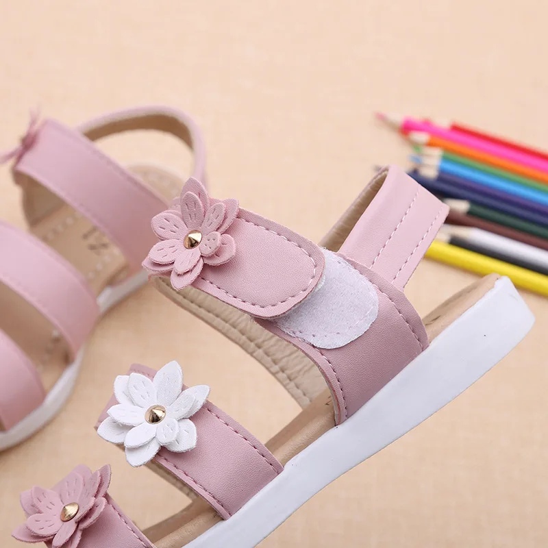 New Girls Sandals Flowers Sweet Soft Fashion Cute High Quality