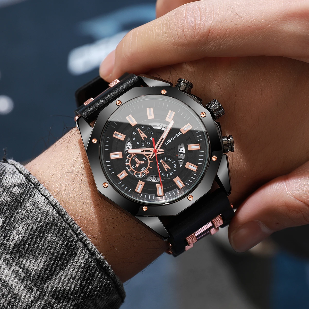 1PC Men's Fashion Watch Casual Silicone Strap Quartz Watch Sports Style Calendar Watch