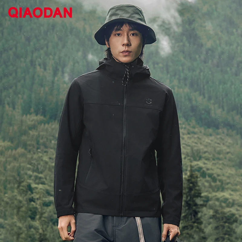 QIAODAN 마운틴 갓 남성 하이킹 재킷 2025 플리스 안감 따뜻한 방풍 아웃도어 방수 외투 QXFFD3244032R