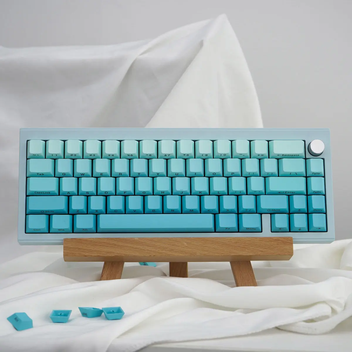 

125 Key Cherry Profile Dye Sub Shine Through Keycap Side Print RGB Backit Keycap for Gateron Cherry Switch Mechanical Keyboard