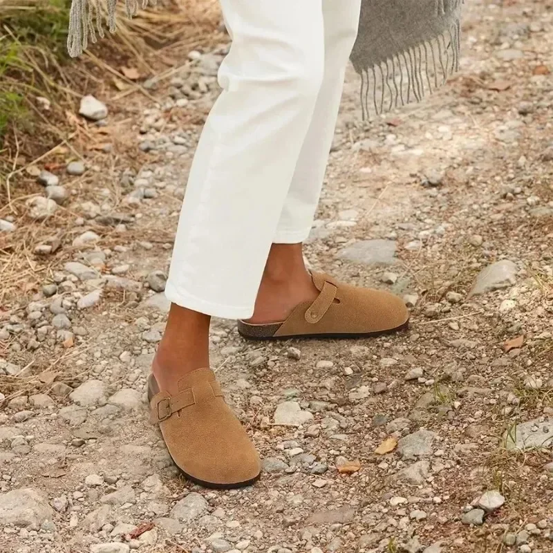 Women's Shoes Women's Closed Toe Slippers Cow Suede Leather Clogs Women's Sandals Retro Fashion Garden Mule Clog Slide New 3