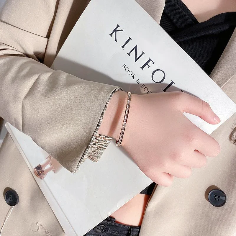 Round Diamond Inlaid Titanium Steel High-end Feel Ins Niche Design, Simple And Cool Style Bracelet_voghion.com