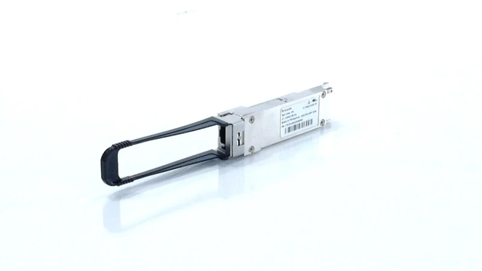 BRO-CADE 57-1000128-01 40GBE QSFP+100m  40G-QSFP-SR4 OPTICAL TRANSCEIVER infortrend 40gbe qsfp mpo 850nm sr4 optical transceiver