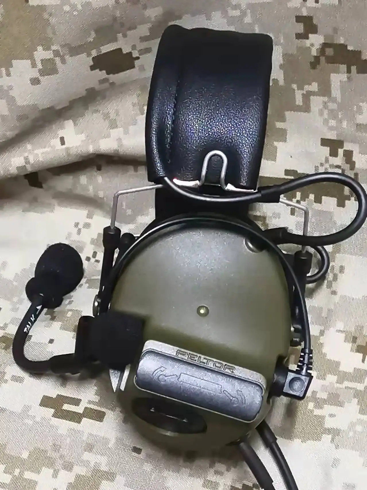 

Outdoor Tactical Reproduction COMTAC III C3 Polar Noise Reduction Tactical Earphones (Helmet Version)