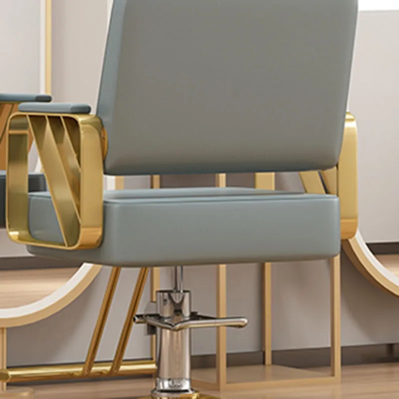 Рисунок 5 - Парикмахерские кресла для парикмахера