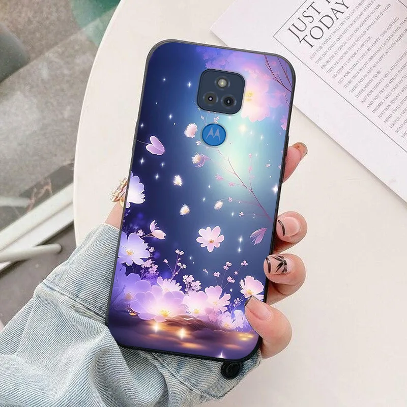 Sleek Silicone Protective Case for Motorola G Play 2021 - Fashionable TPU Back Cover Bumper