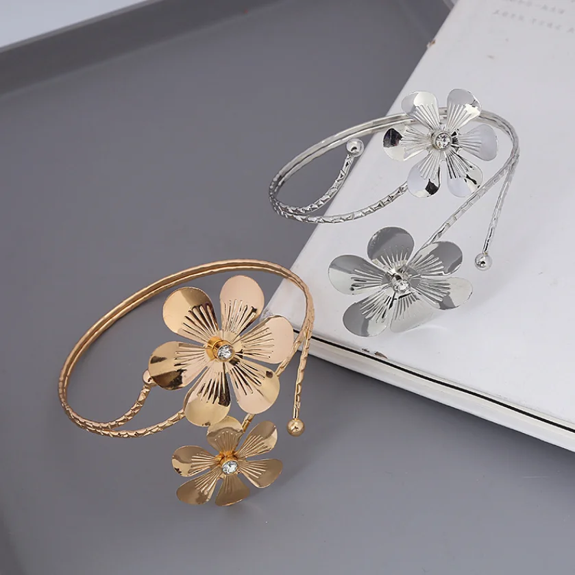 Boho Vintage Gold Silver Color Flower Arm Bracelet Open Armband Cuff Bangle Butterfly India Women Jewelry Costume Accessories