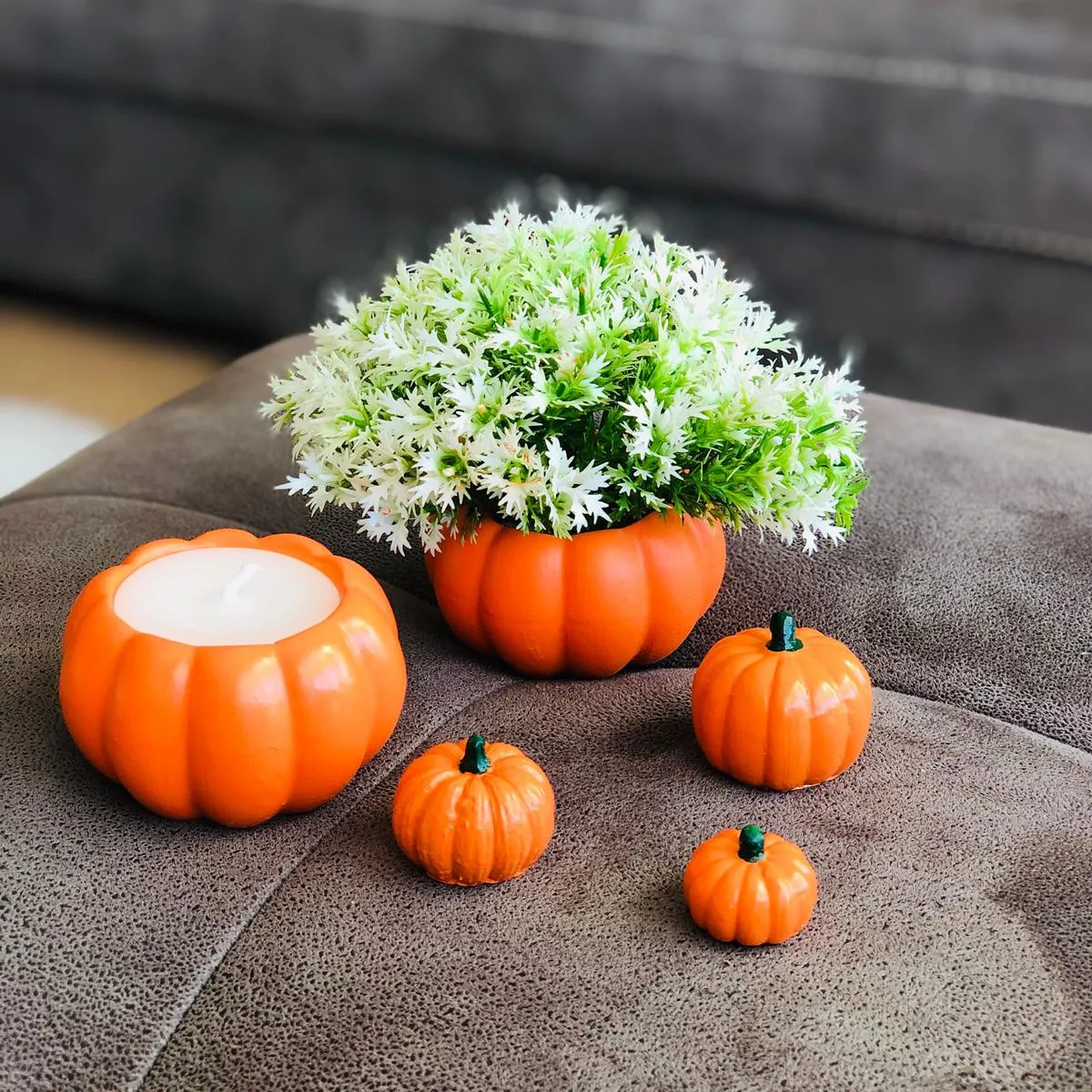 Halloween Orange Pumpkin Potted Candle and Artificial Flower Set of 5 | Дом и сад