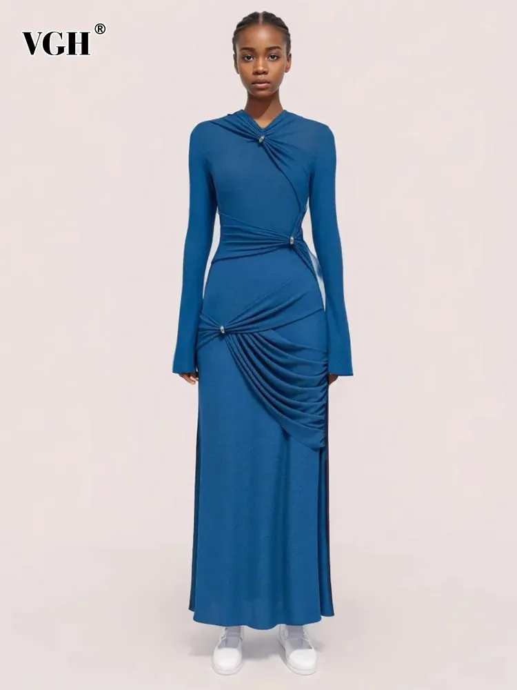 

Женское платье с длинным рукавом, круглым вырезом, высокой талией и металлической пряжкой