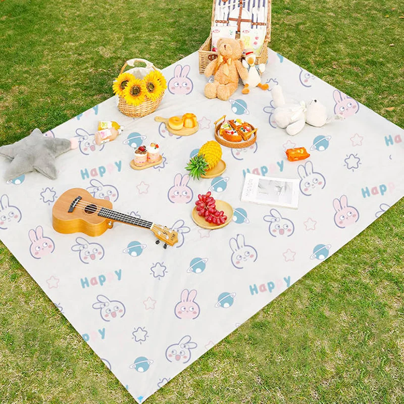 

1pc Disposable Portable Cute Cartoon Printed Pattern Picnic Mat Outdoor Barbecue Picnic Cloth Mat Camping Grass Tablecloth